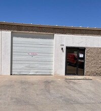 1308 S Midkiff Rd, Midland, TX à louer Photo du bâtiment- Image 1 de 8