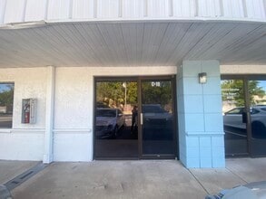 4301 32nd St, Bradenton, FL for lease Interior Photo- Image 1 of 12