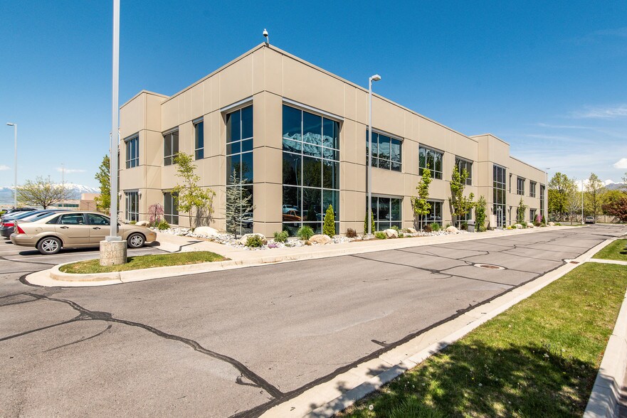 350 S 520 W, Lindon, UT à louer - Photo du bâtiment - Image 3 de 6