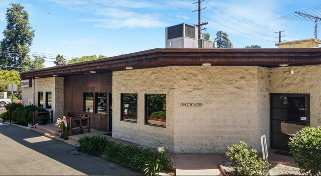 More details for 28282 Dorothy Dr, Agoura Hills, CA - Retail for Sale