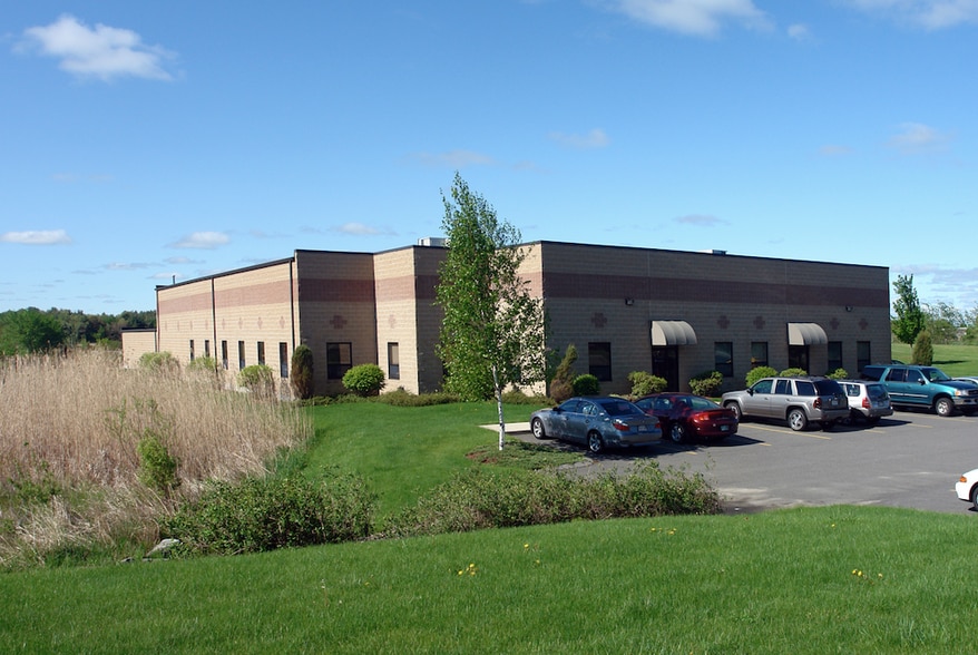 69 Parker St, Newburyport, MA for lease - Building Photo - Image 2 of 15