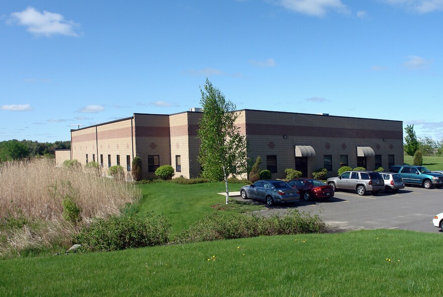 69 Parker St, Newburyport, MA à louer - Photo du bâtiment - Image 2 de 15