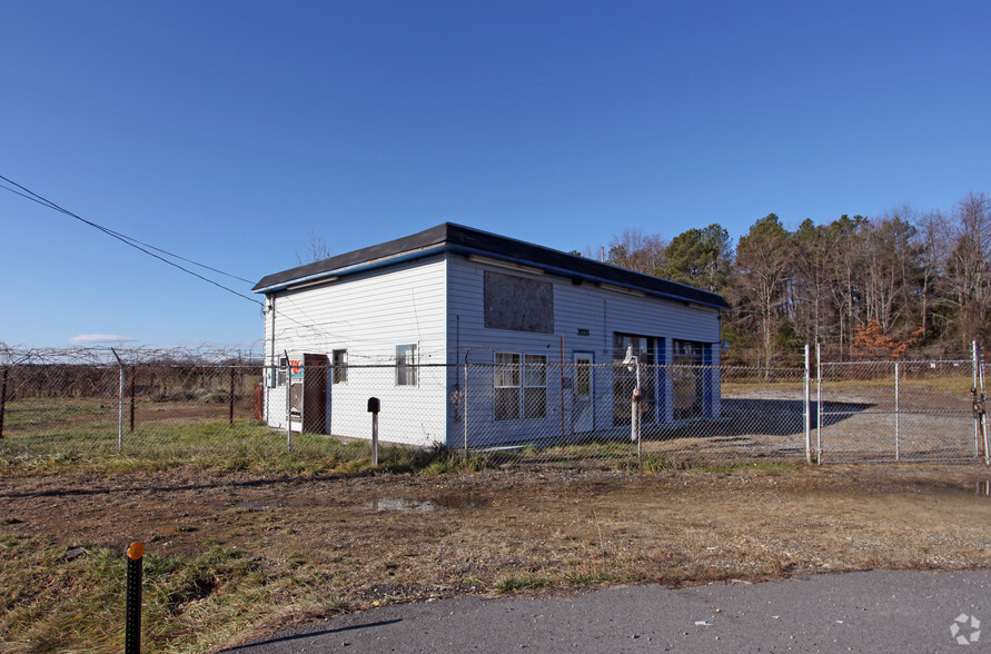 9335 Crain Hwy, Faulkner, MD for lease - Primary Photo - Image 1 of 2