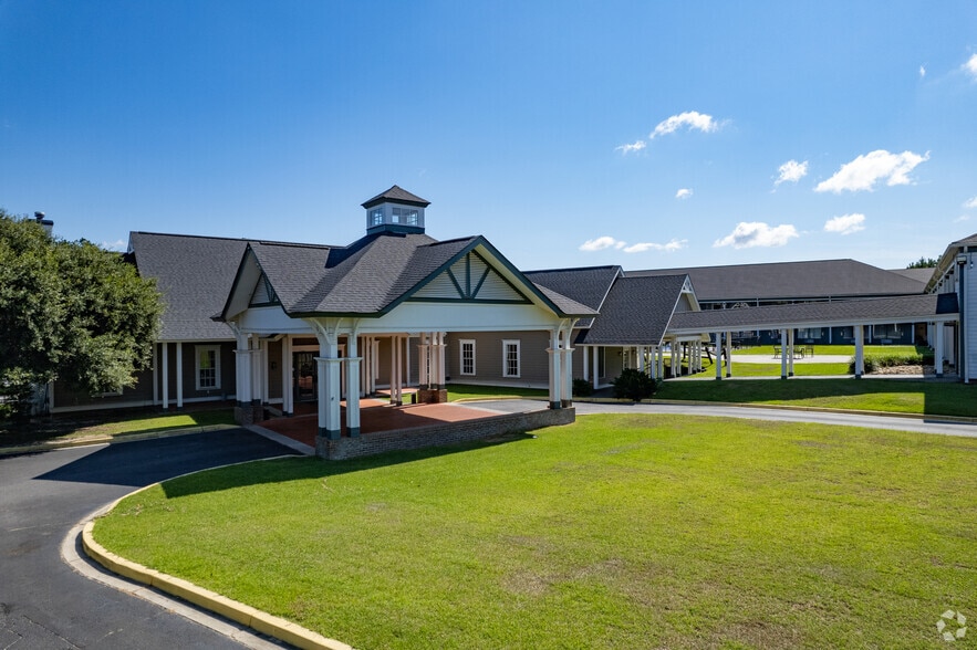 8929 Old Number Six Hwy, Santee, SC for sale - Primary Photo - Image 1 of 64