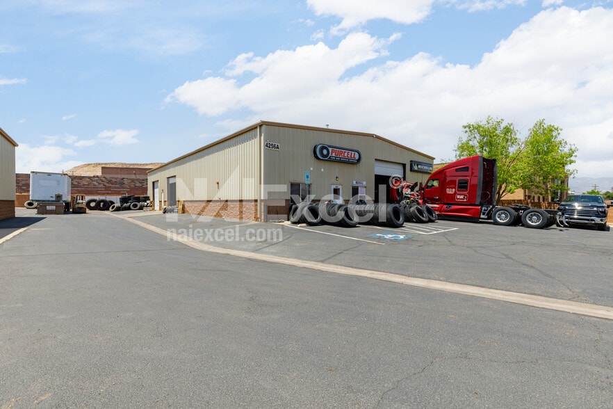 4256 S 950 E, St George, UT à vendre - Photo du bâtiment - Image 3 de 23