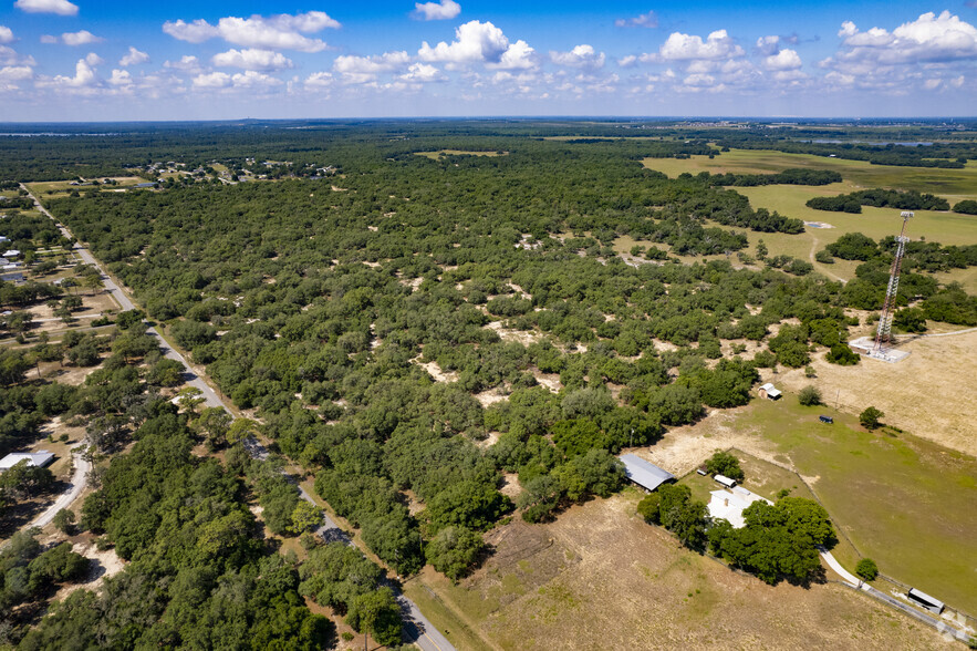 Lake Hatchineha Rd, Haines City, FL à vendre - Photo du bâtiment - Image 1 de 1