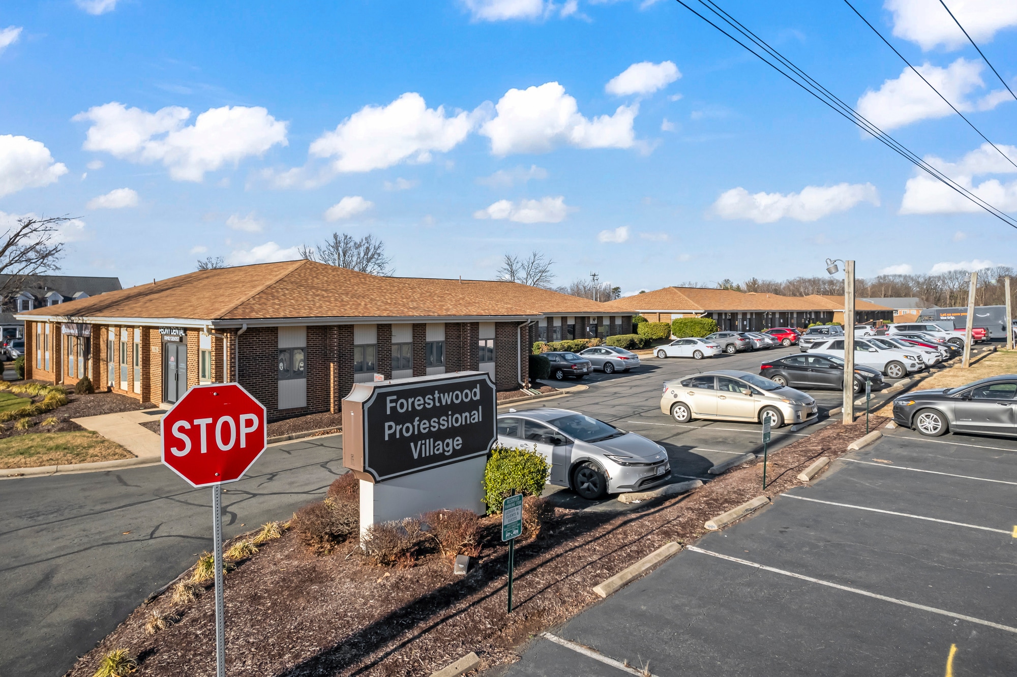 9380 Forestwood Ln, Manassas, VA for lease Primary Photo- Image 1 of 42