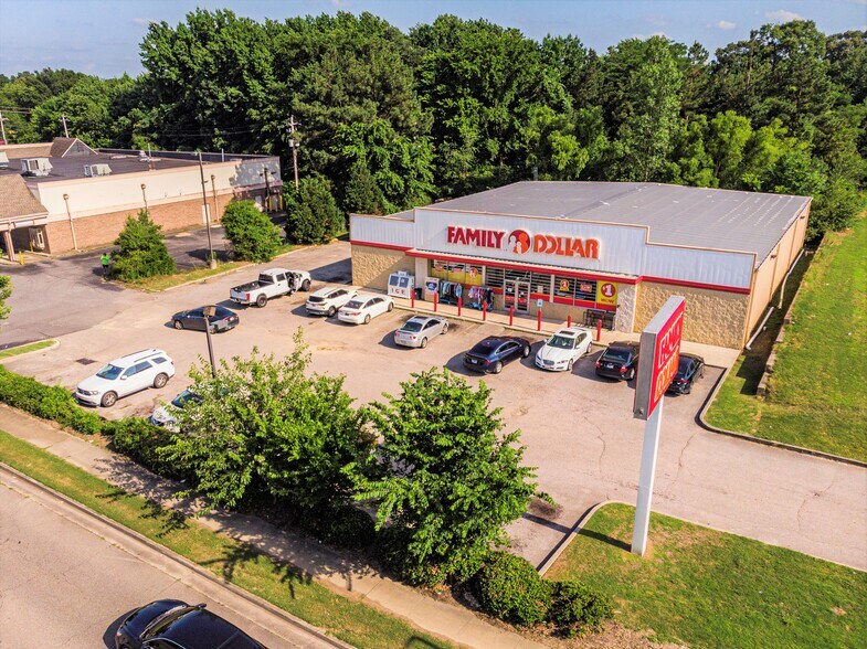 6415 E Raines Rd, Memphis, TN à vendre - Photo du bâtiment - Image 2 de 8