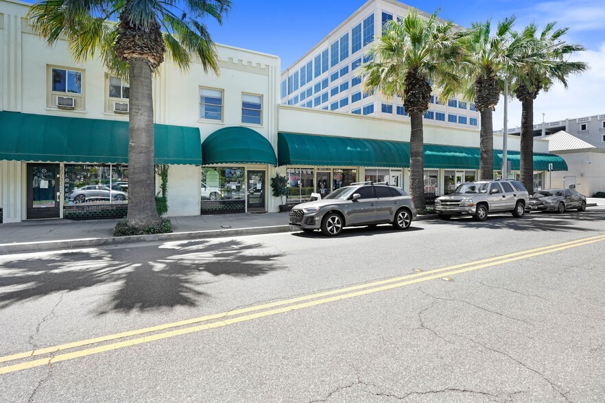 3516 9th St, Riverside, CA for lease - Building Photo - Image 2 of 10