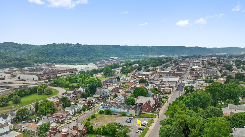 239 Merchant St, Ambridge, PA for lease - Building Photo - Image 2 of 9