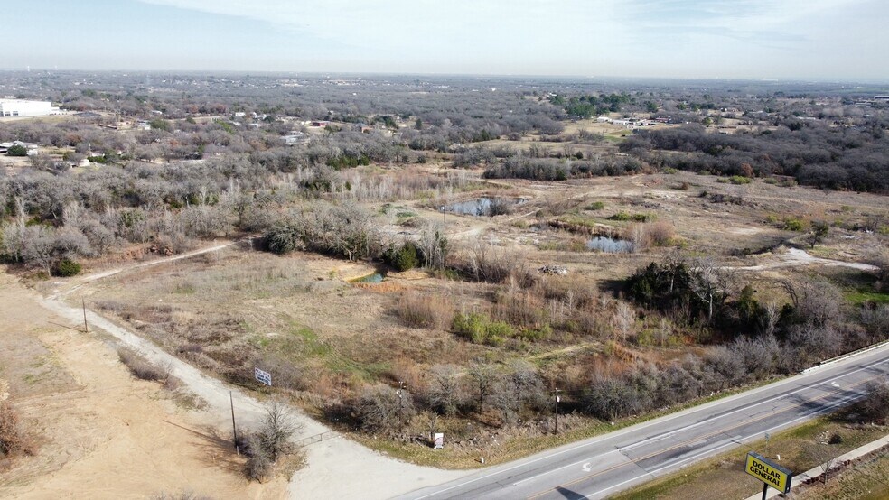 7001 E FM 917, Burleson, TX à vendre - Photo du bâtiment - Image 2 de 4