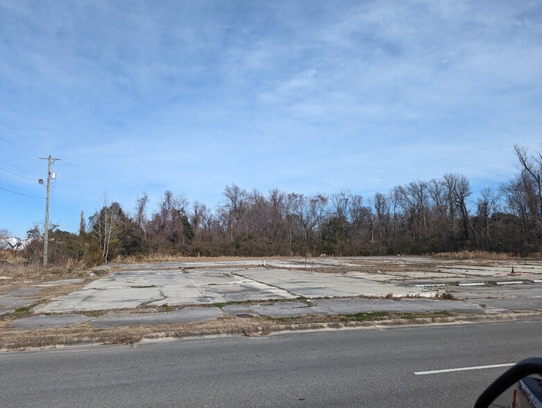 2314 Onslow Dr, Jacksonville, NC for sale - Building Photo - Image 2 of 9