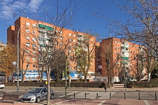 More details for Calle Carlos Arniches, 2, Móstoles - Retail for Lease