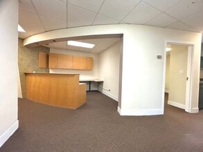 175 Main St, White Plains, NY for lease Interior Photo- Image 2 of 7
