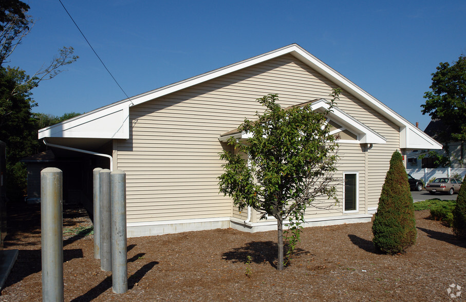 1085 Main St, Weymouth, MA à louer - Photo du bâtiment - Image 2 de 4