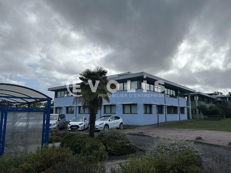 4 Voie Romaine, Canéjan for lease - Building Photo - Image 2 of 11