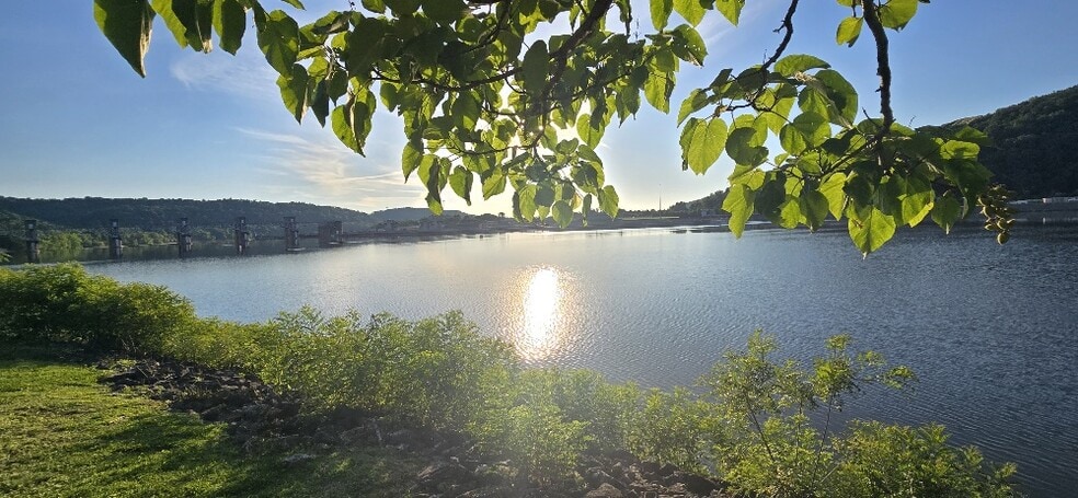 13084 Winfield Rd, Winfield, WV à vendre - Photo principale - Image 2 de 13