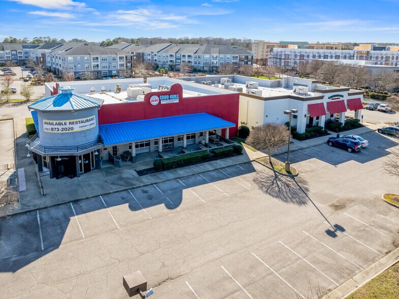 Carrabba's and Vacant Restaurant portefeuille de 2 propriétés à vendre sur LoopNet.ca - Photo du bâtiment - Image 3 de 10
