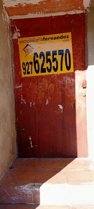 Plus de détails pour Commerce de détail à vendre