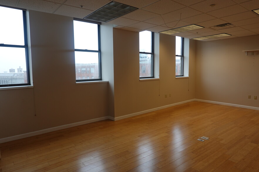 57 Exchange St, Portland, ME for lease - Interior Photo - Image 3 of 5