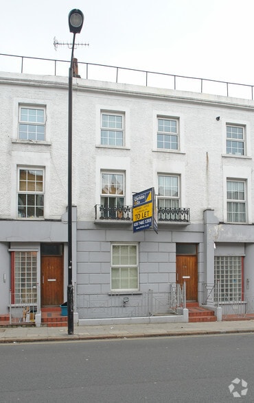 134 Royal College St, Londres à vendre - Photo du bâtiment - Image 2 de 4