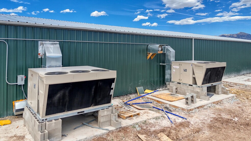 427 Kush Ln, Moffat, CO à vendre - Photo du bâtiment - Image 3 de 4