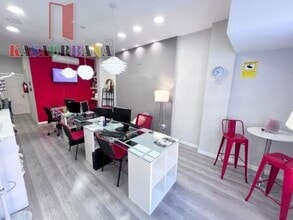 Retail in Valdemoro, Madrid for lease Interior Photo- Image 1 of 12