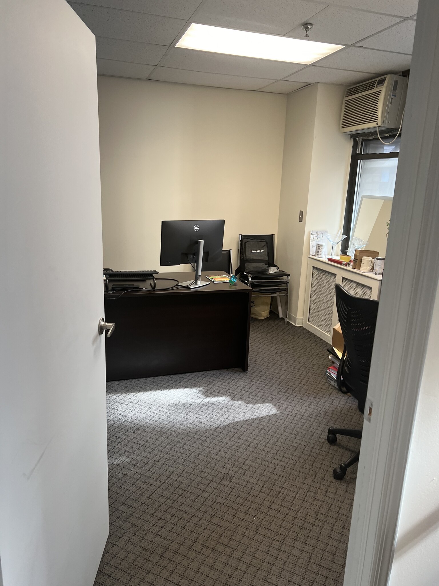 42 W 38th St, New York, NY for lease Interior Photo- Image 1 of 5