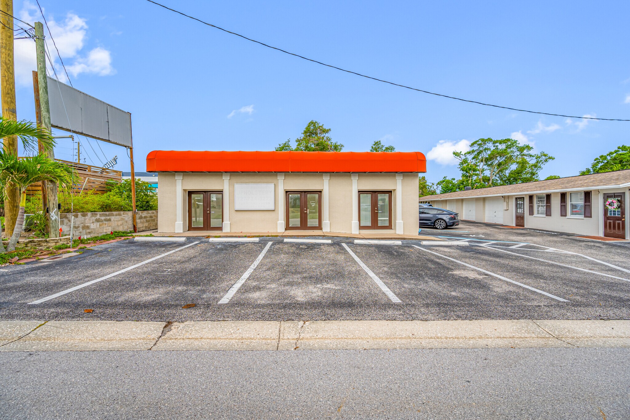 1230 Lady Marion Ln, Dunedin, FL à louer Photo du bâtiment- Image 1 de 7