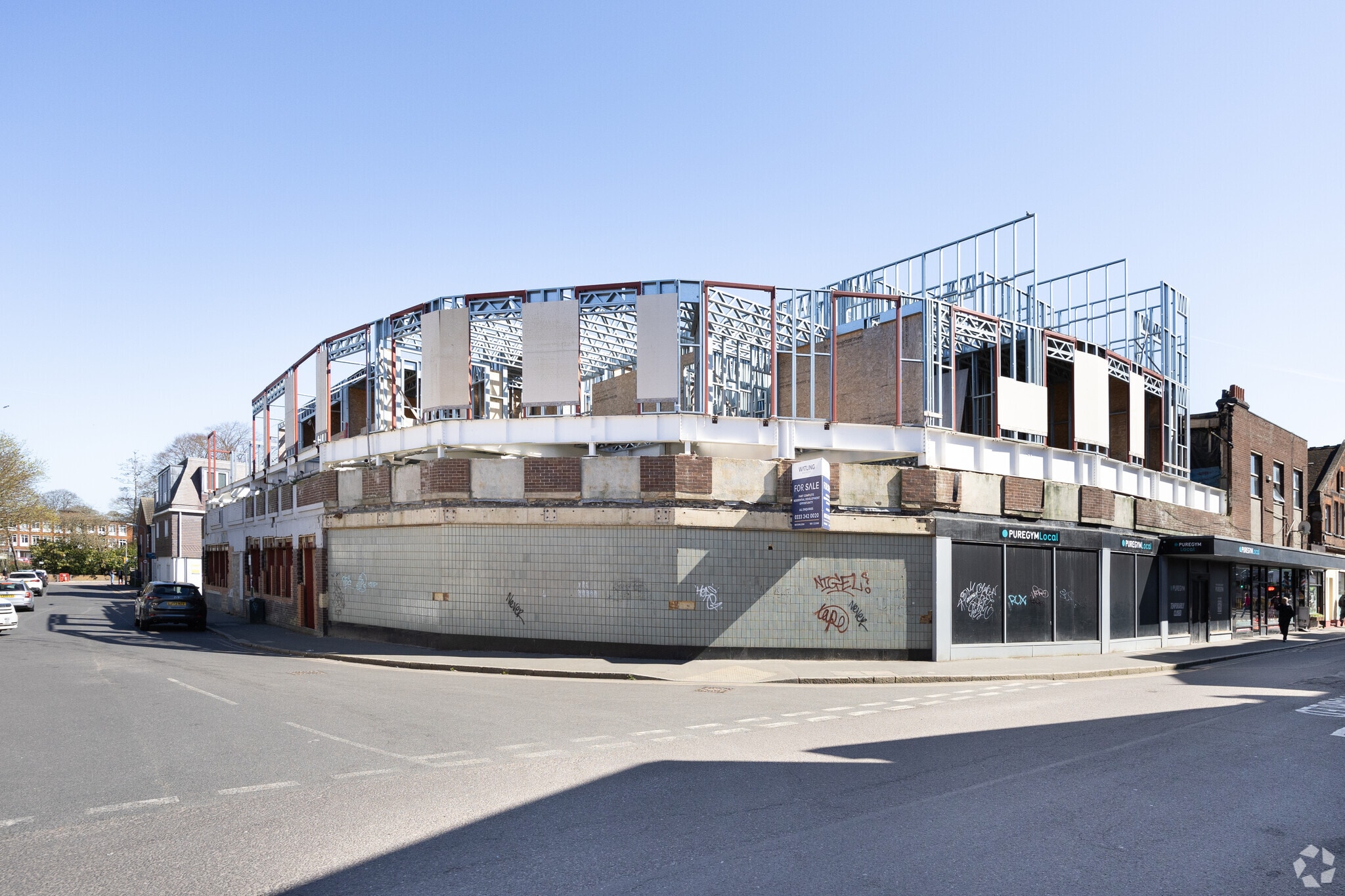 2-12 Avebury Ave, Tonbridge à vendre Photo principale- Image 1 de 4