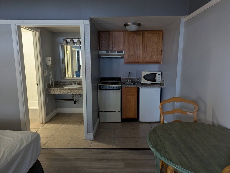 140 Court St, Reno, NV à vendre - Photo du bâtiment - Image 3 de 12