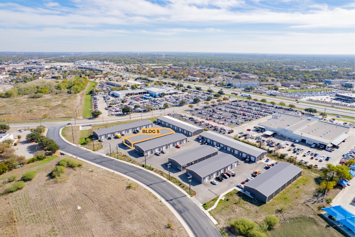 2203 Cascade Pky, San Antonio, TX à louer Photo intérieure- Image 1 de 1