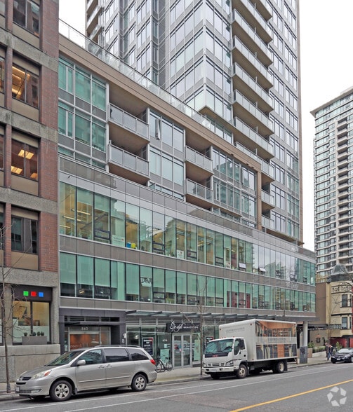 860 Homer St, Vancouver, BC à louer - Photo du bâtiment - Image 1 de 15