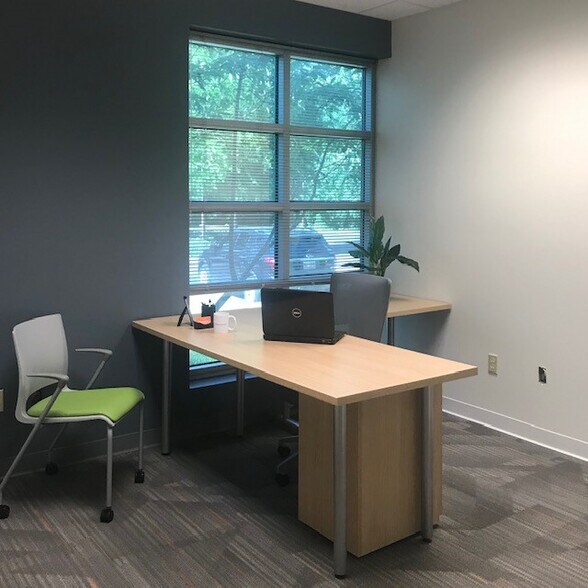 10 Canebrake Blvd, Flowood, MS à louer - Photo intérieure - Image 2 de 13