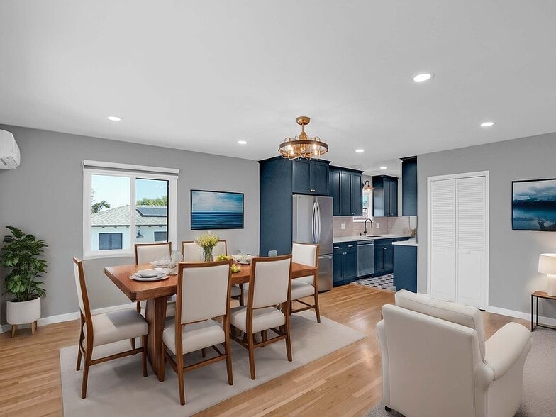 2517 Curtis Ave, Redondo Beach, CA à vendre - Photo intérieure - Image 3 de 5