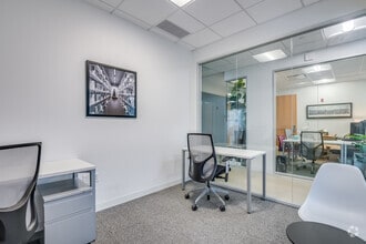 1433 N Water St, Milwaukee, WI for lease Interior Photo- Image 2 of 12