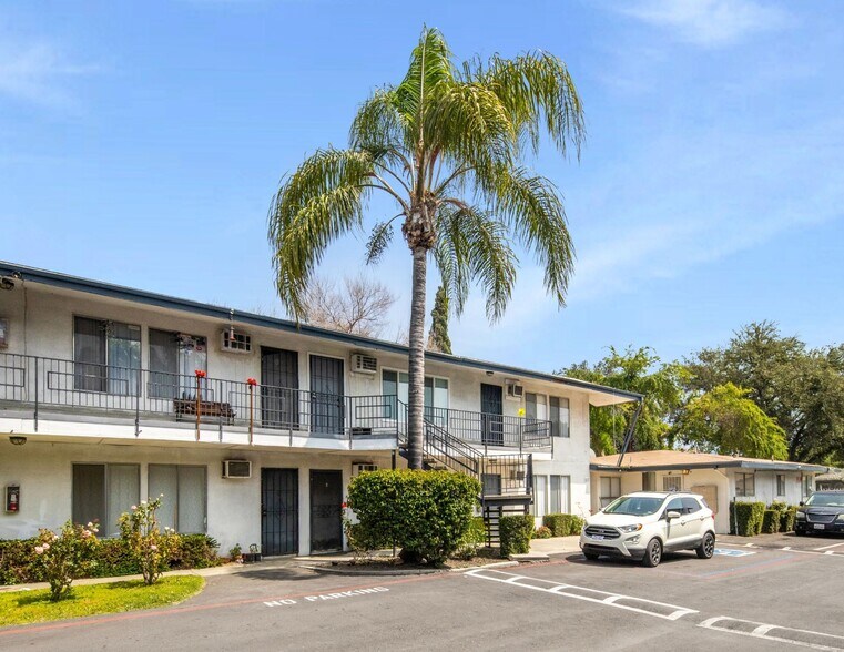 2352 Leroy St, San Bernardino, CA à vendre - Photo du bâtiment - Image 2 de 53