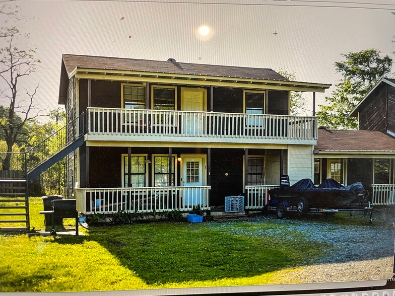505 Bub Hayner Rd, Karnack, TX à vendre - Photo du bâtiment - Image 3 de 11