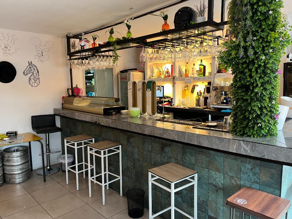 Retail in Madrid, Madrid for lease Primary Photo- Image 1 of 2