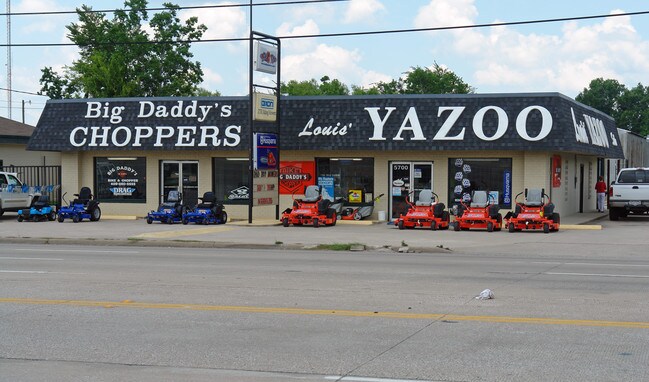 More details for 5700 College St, Beaumont, TX - Retail for Sale
