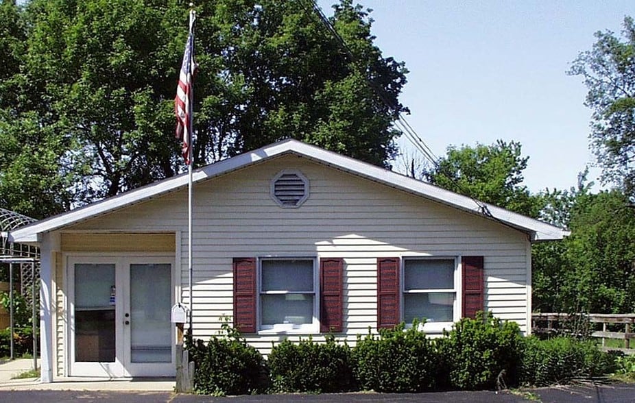 1707 Miller Rd, Kalamazoo, MI for sale - Building Photo - Image 1 of 30