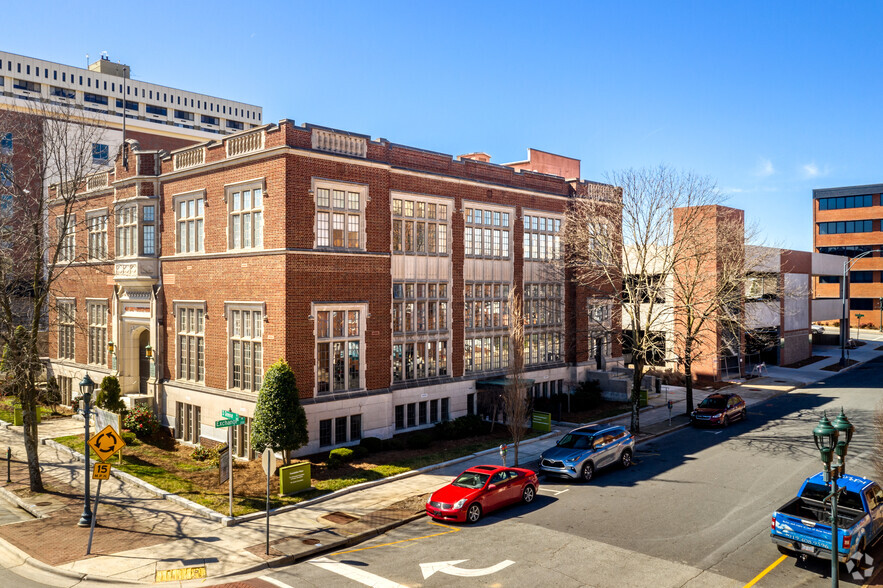 330 S Greene St, Greensboro, NC for sale - Building Photo - Image 3 of 20