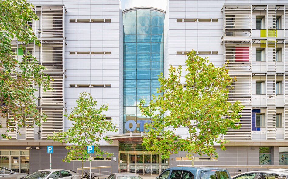 Calle del Golfo de Salónica, 73, Madrid, Madrid for lease - Building Photo - Image 3 of 21