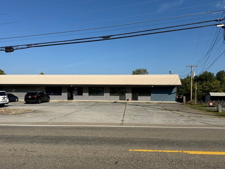 1162 Topside Rd, Louisville, TN à louer - Photo du bâtiment - Image 1 de 7