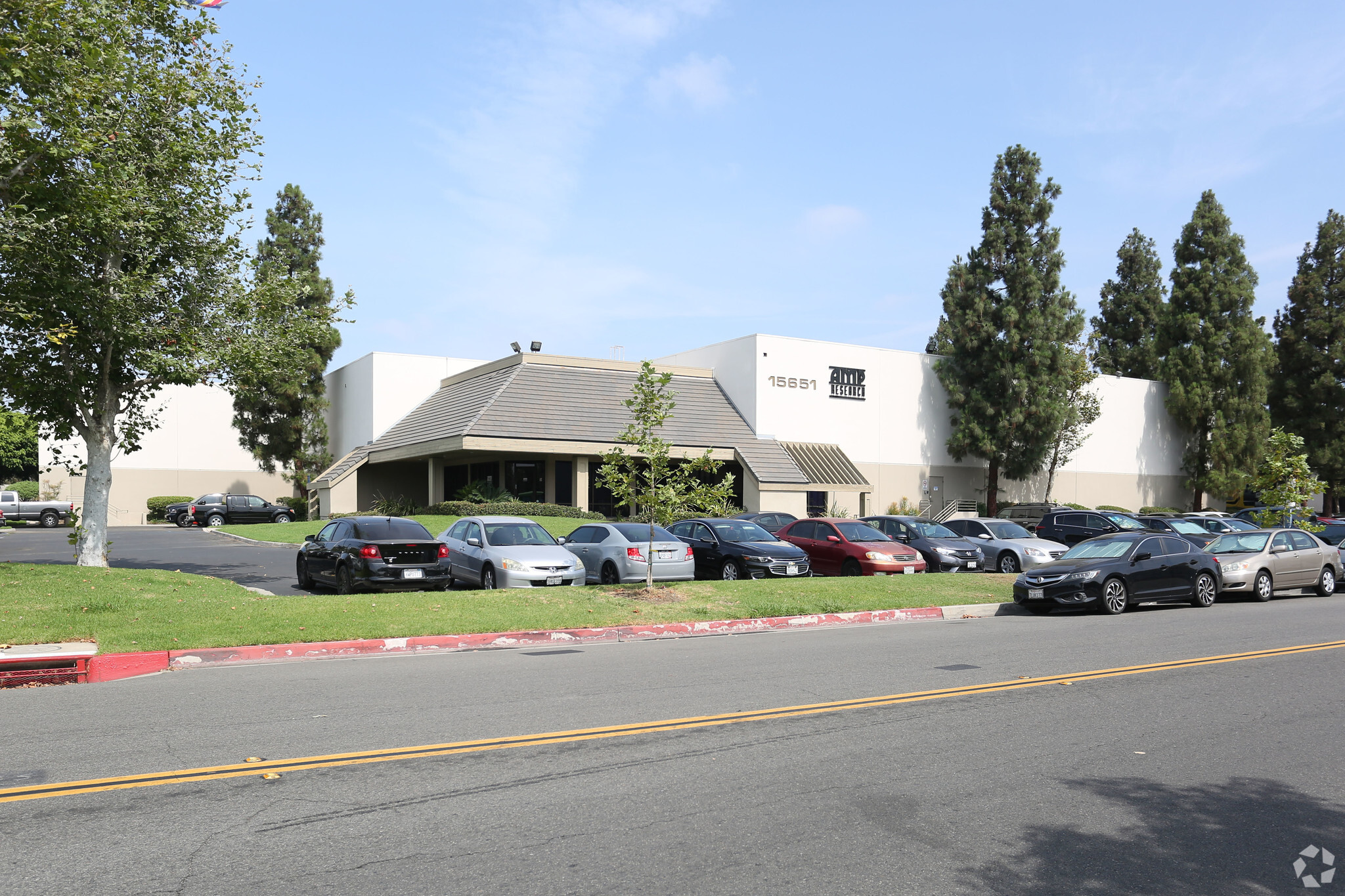 15651 Mosher Ave, Tustin, CA for sale Primary Photo- Image 1 of 1