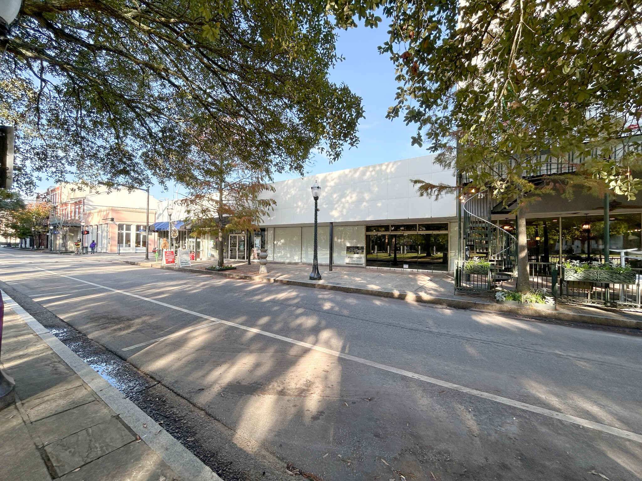 316-318 Dauphin St, Mobile, AL for sale Building Photo- Image 1 of 1