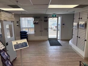 7004 5th St SE, Calgary, AB for lease Interior Photo- Image 2 of 4