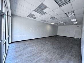 2135-2150 Howland Blvd, Deltona, FL à louer Photo intérieure- Image 2 de 8