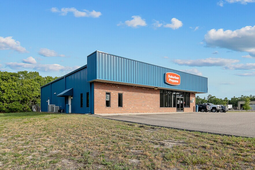 3600 Legion Rd, Hope Mills, NC à vendre - Photo du bâtiment - Image 3 de 32