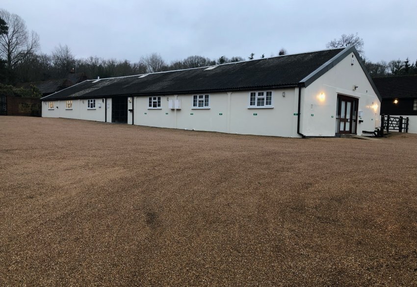 Sandhawes Hl, East Grinstead for lease - Building Photo - Image 2 of 2